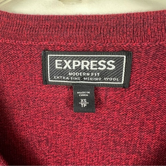 Express Merino Wool V Neck Sweater Heather Red XS Career Business Office Preppy - Picture 3 of 10